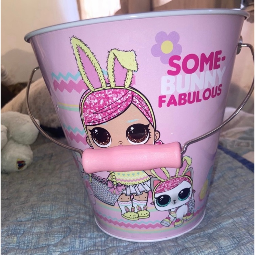 SOLD: ⭐️3/$10: LOL Surprise Metal Pail